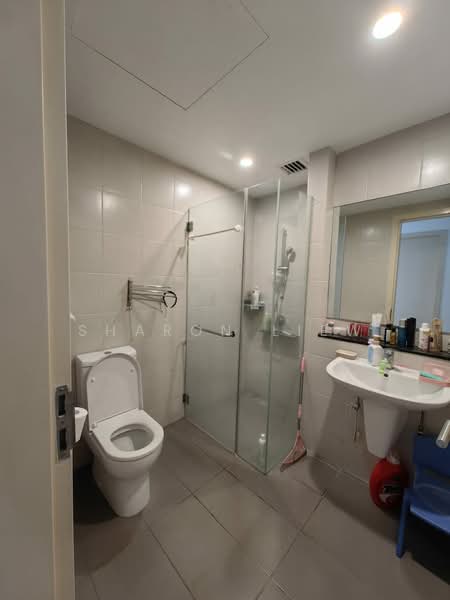 Servis Apartment untuk Disewa di G Residence - Sharon Liew - Bathroom - PropertyGuru.com.my