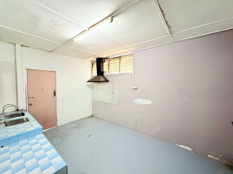 Terraced House for Sale in Ampang Jaya (Ampang) - Shafiq Muttalib - Kitchen - PropertyGuru.com.my