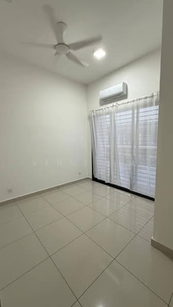 Rumah Teres 2 Tingkat untuk Disewa di Telok Panglima Garang (Selangor) - Venus Sim - Interior - PropertyGuru.com.my
