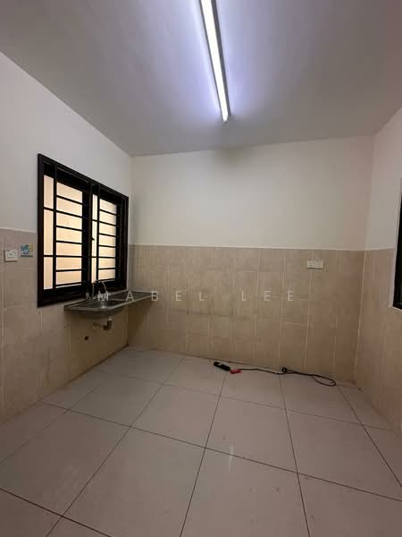 Pangsapuri untuk Dijual di Larkin Residence (Phase One) - Mabel Lee - Kitchen - PropertyGuru.com.my
