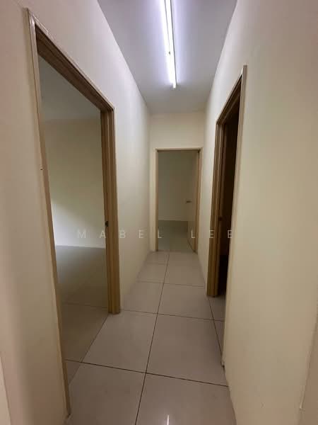 Pangsapuri untuk Dijual di Larkin Residence (Phase One) - Mabel Lee - Corridor - PropertyGuru.com.my