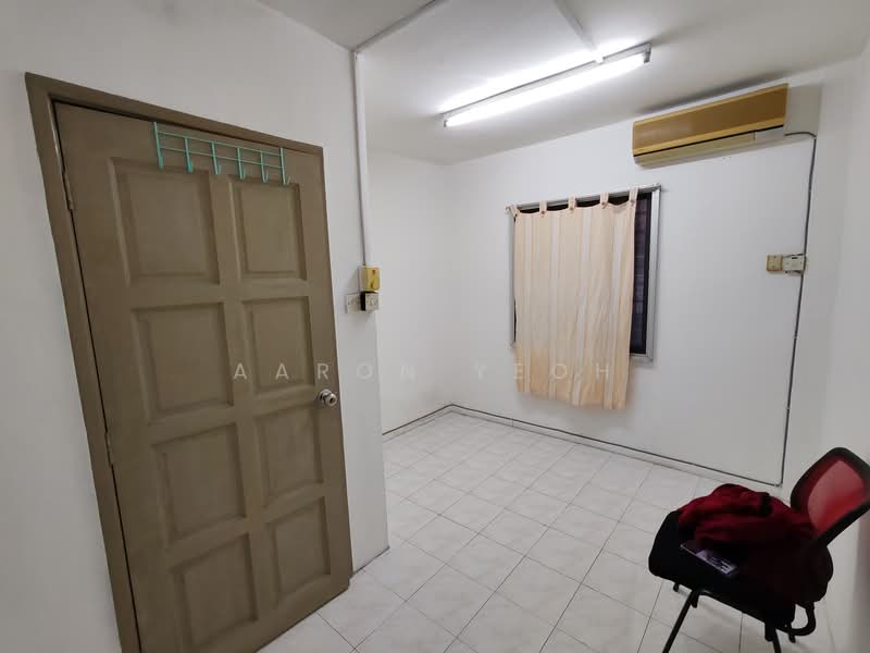 Flat for Sale at Bandar Damai Perdana (Low Cost) - Aaron Yeoh - Interior - PropertyGuru.com.my