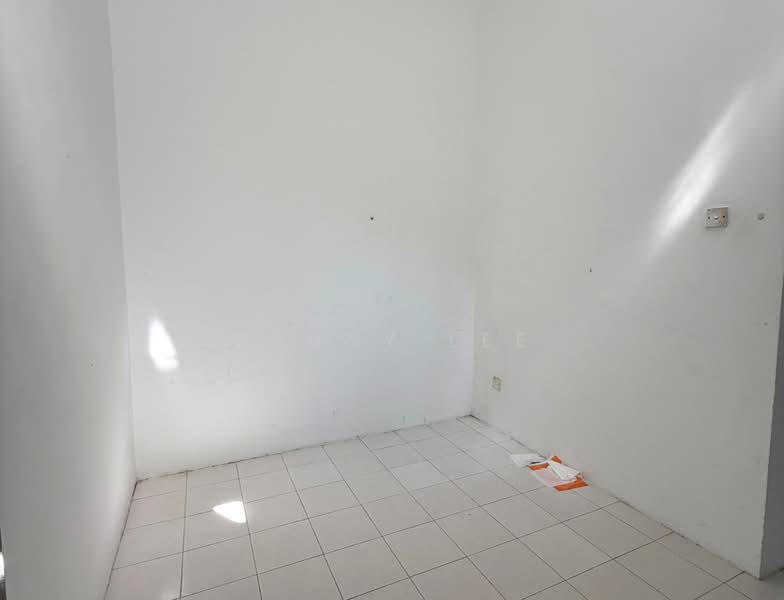 Rumah Teres 2 Tingkat untuk Dijual di Taman Puncak Jalil (Seri Kembangan) - Danny Lee - Interior - PropertyGuru.com.my