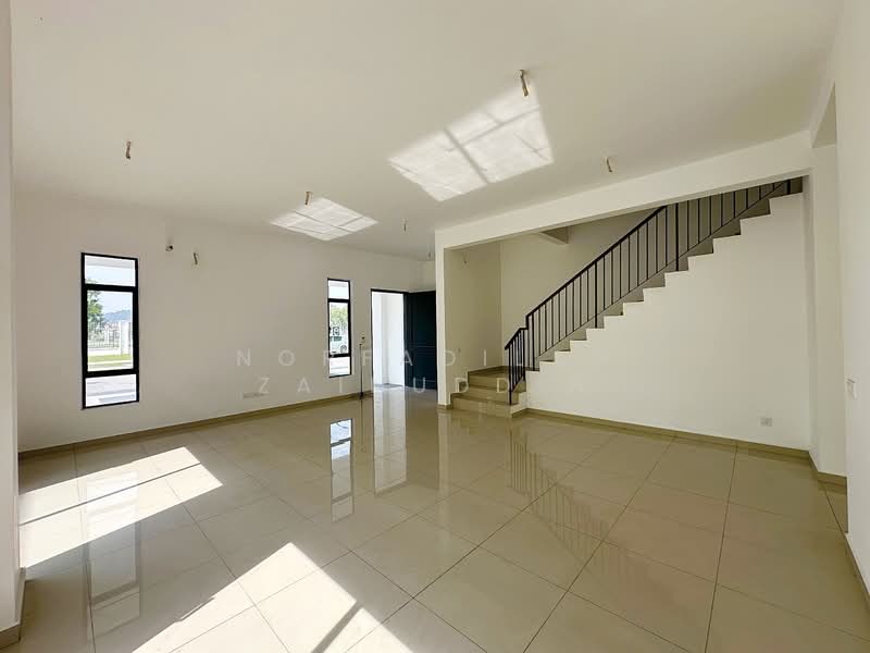 Semi-Detached House for Sale in Kuala Selangor (Selangor) - NORFADILAH ZAINUDDIN - Living Room - PropertyGuru.com.my