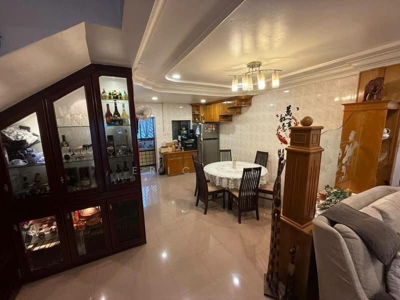 Rumah Teres 2 Tingkat untuk Dijual di Taman Universiti (Skudai) - Eric Lee - Dining Room - PropertyGuru.com.my