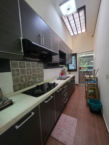 Cluster House for Sale in Johor Bahru (Johor) - SASER TAN. - Kitchen - PropertyGuru.com.my