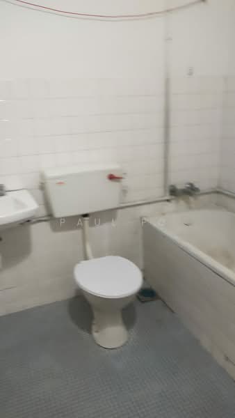 Rumah Teres 2 Tingkat untuk Disewa di Taman Muda (Ampang) - Paul Po - Bathroom - PropertyGuru.com.my