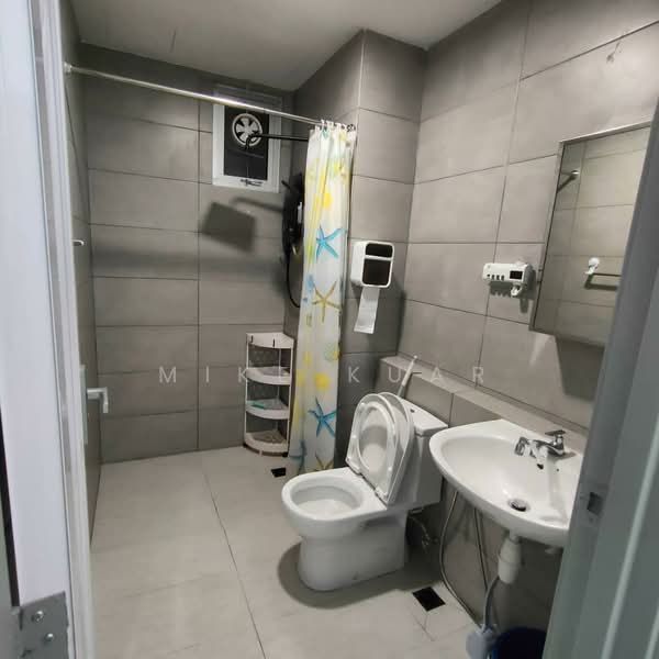 Servis Apartment untuk Disewa di Metropol - Mike Kuar - Bathroom - PropertyGuru.com.my
