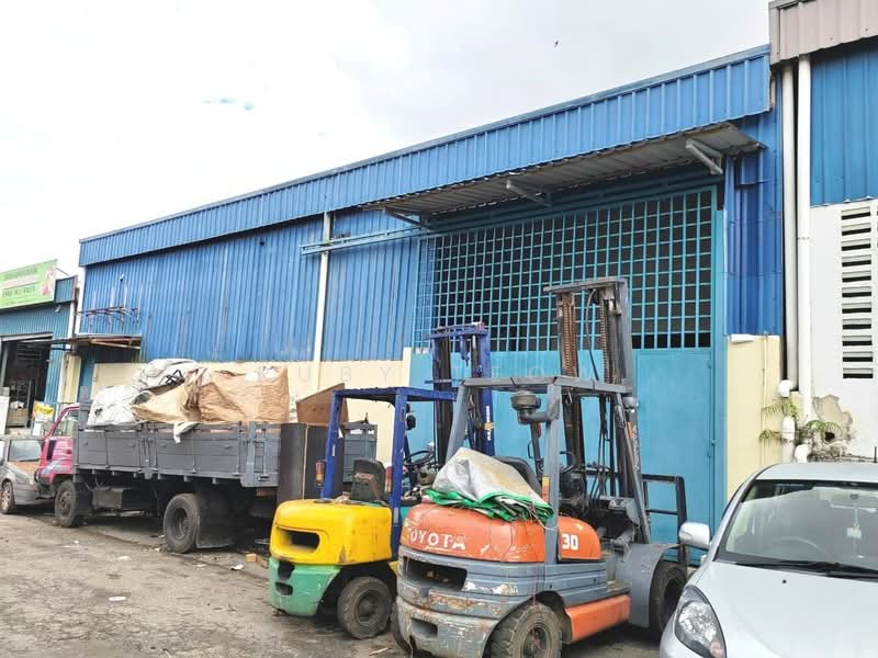 Kilang untuk Disewa di Taman Desa Jaya (Johor Bahru) - Ruby Teow - Exterior - PropertyGuru.com.my