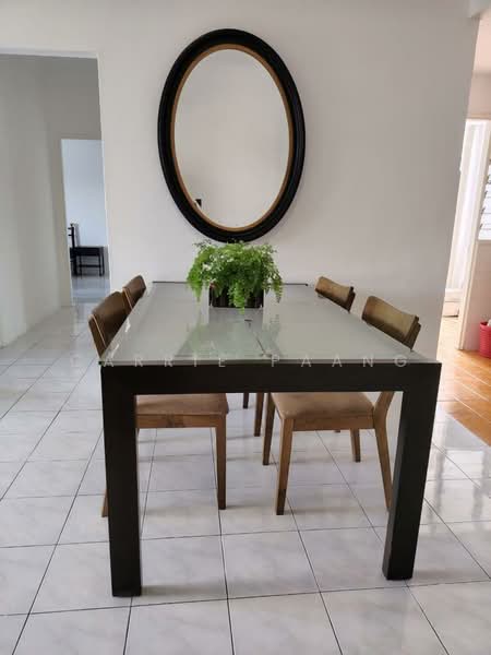 Pangsapuri untuk Dijual di SD Tiara Apartment - Carrie Paang - Dining Area - PropertyGuru.com.my