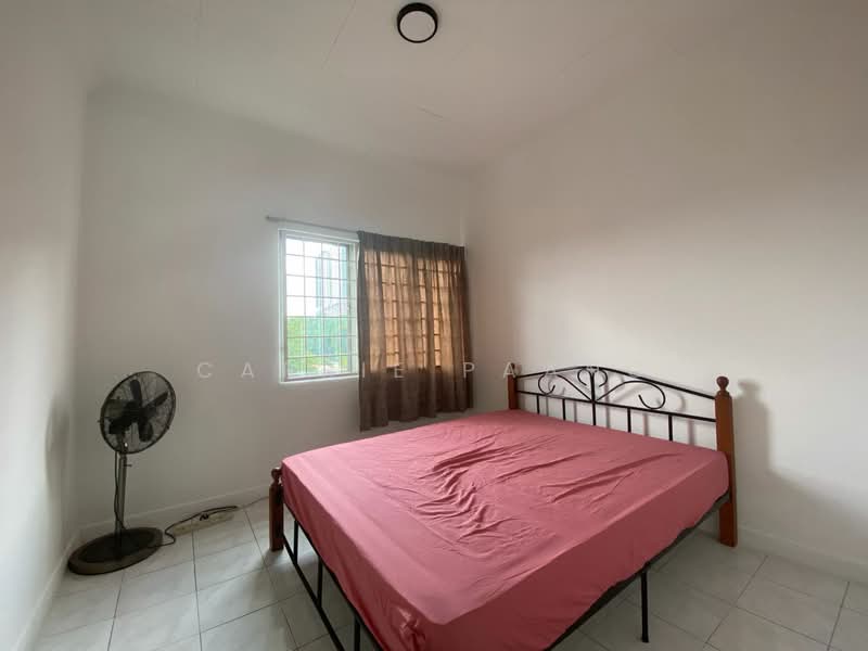 Pangsapuri untuk Dijual di SD Tiara Apartment - Carrie Paang - Bedroom - PropertyGuru.com.my