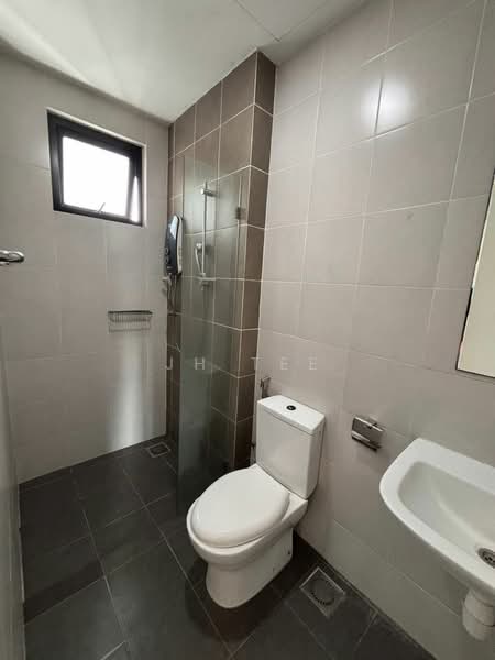 Service Residence for Rent at D'sands Residence - JH Tee - Bathroom - PropertyGuru.com.my