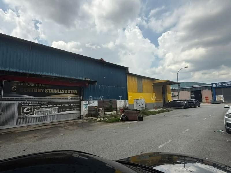 Semi-D Factory for Rent in Taman Tan Sri Yaacob (Johor Bahru) - Ruby Teow - Exterior - PropertyGuru.com.my