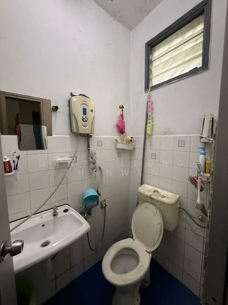Rumah Teres 2.5 Tingkat untuk Dijual di Taman Cheras Jaya (Cheras) - Dante Leong Zhenwen - Bathroom - PropertyGuru.com.my