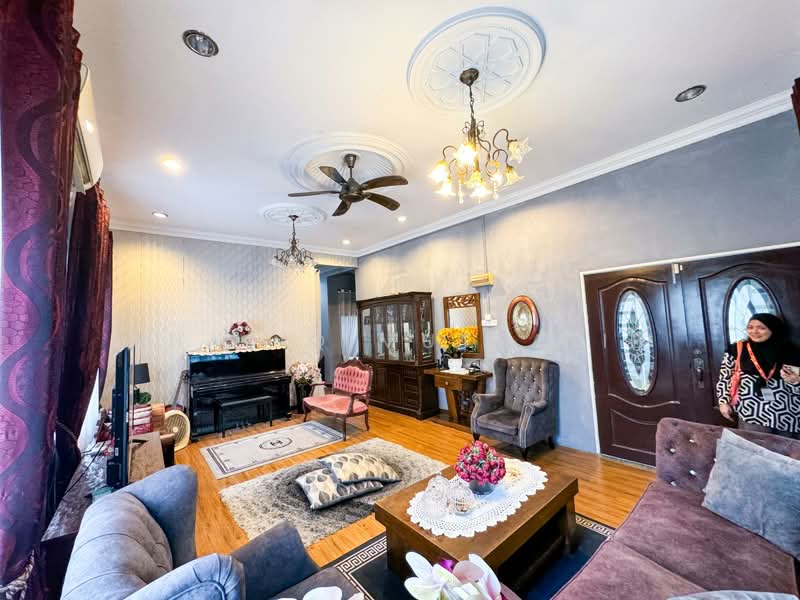 Rumah Banglo untuk Dijual di Taman Keramat (Ulu Kelang) - Shafiq Muttalib - Living Room - PropertyGuru.com.my