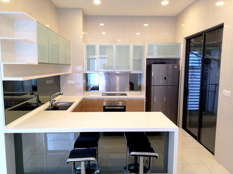 Kondominium untuk Dijual di Mirage Residence - Michael Kei - Kitchen - PropertyGuru.com.my