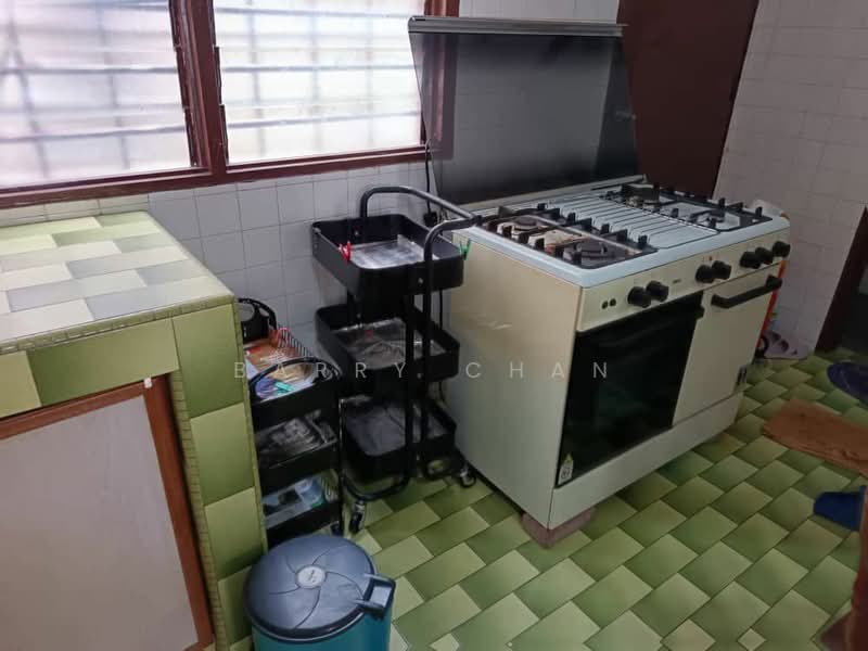 Rumah Teres 3 Tingkat untuk Dijual di Taman Muda (Ampang) - BARRY CHAN - Kitchen - PropertyGuru.com.my