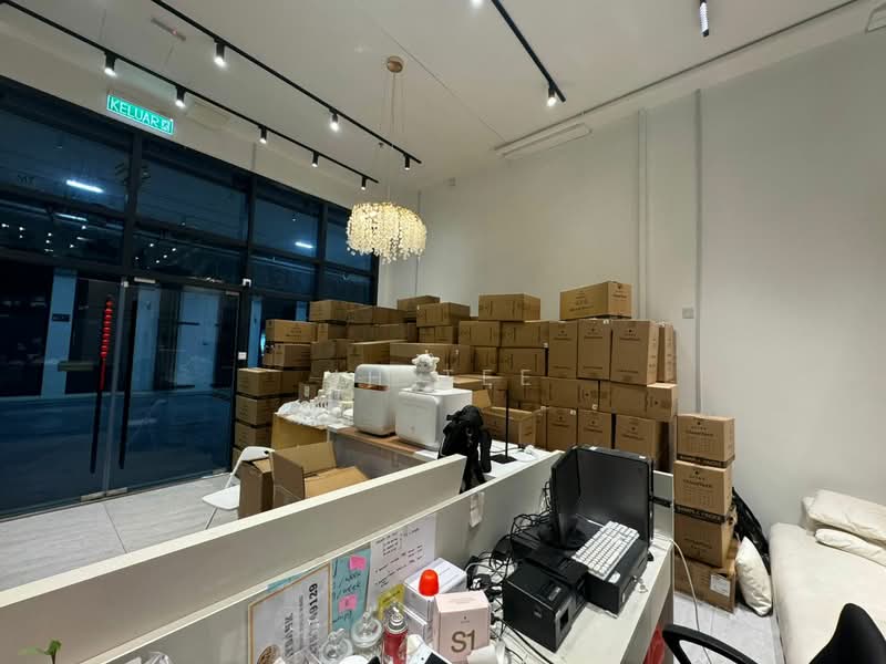 Shop / Office for Rent in Taman Sains Selangor (Kota Damansara) - JH Tee - Interior - PropertyGuru.com.my