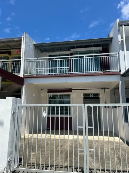 Rumah Teres 2 Tingkat untuk Disewa di Taman Kundang Jaya (Rawang) - Danny Wong - Exterior - PropertyGuru.com.my