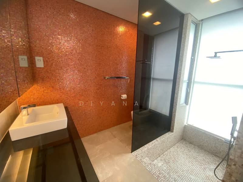 Servis Apartment untuk Disewa di Verve Suites - Diyana . - Bathroom - PropertyGuru.com.my