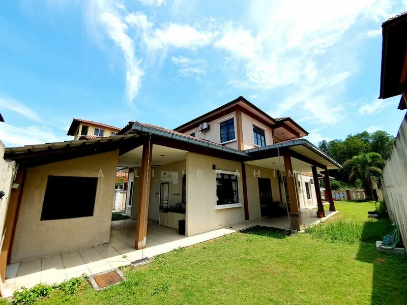 Bungalow for Sale in Kajang (Selangor) - Azli Ibrahim - Exterior - PropertyGuru.com.my
