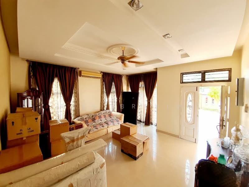 Bungalow for Sale in Kajang (Selangor) - Azli Ibrahim - Living Room - PropertyGuru.com.my