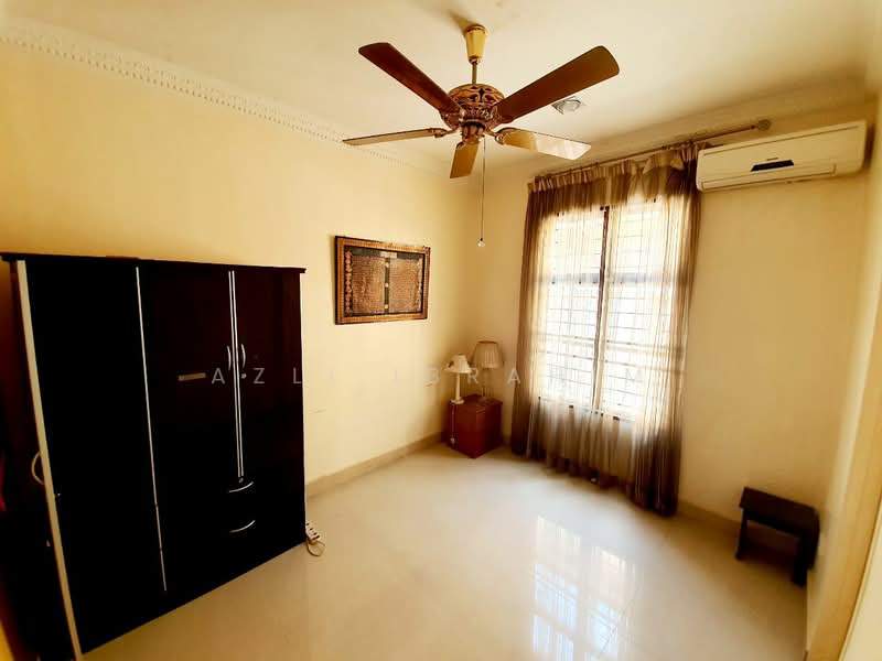 Bungalow for Sale in Kajang (Selangor) - Azli Ibrahim - Bedroom - PropertyGuru.com.my