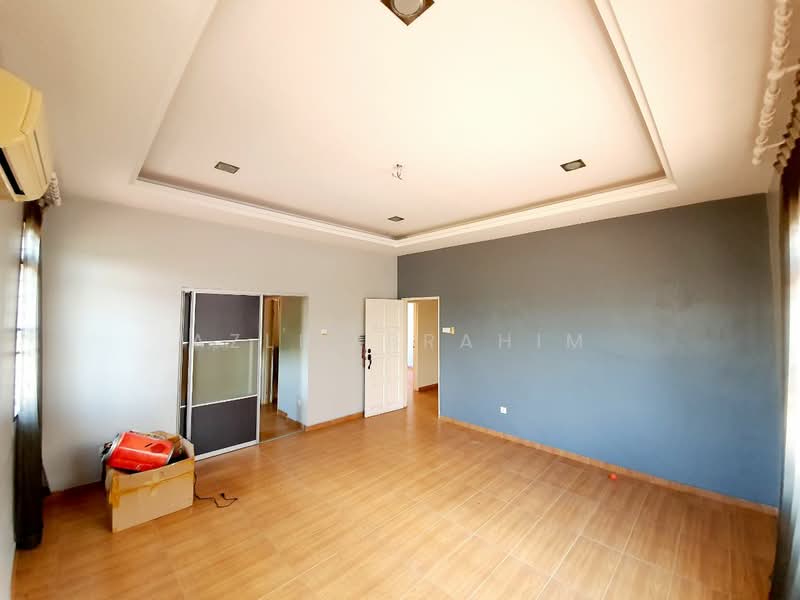 Bungalow for Sale in Kajang (Selangor) - Azli Ibrahim - Living Room - PropertyGuru.com.my