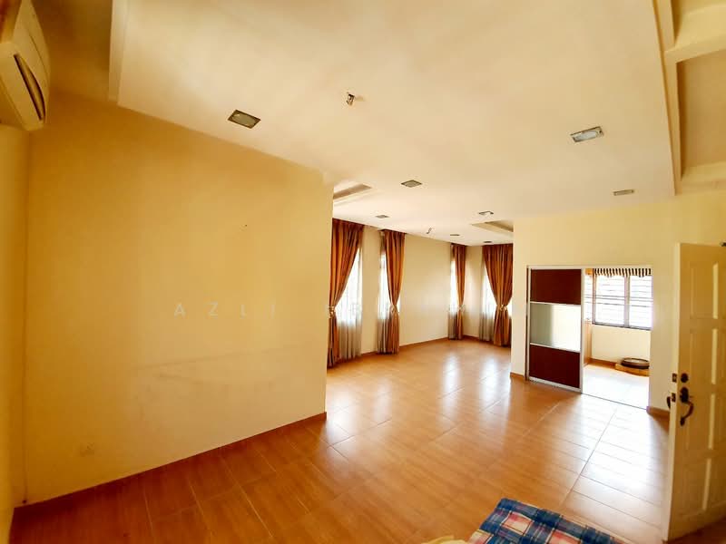 Bungalow for Sale in Kajang (Selangor) - Azli Ibrahim - Living Room - PropertyGuru.com.my
