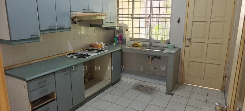 2-storey Terraced House for Sale in Bukit Rahman Putra (Sungai Buloh) - Tommy Lim - Kitchen - PropertyGuru.com.my