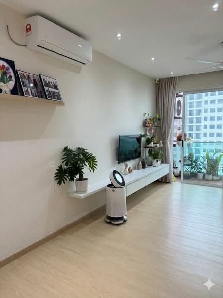 Servis Apartment untuk Dijual di D'carlton (Residensi Seri Mega) - Claire Lai - Living Room - PropertyGuru.com.my
