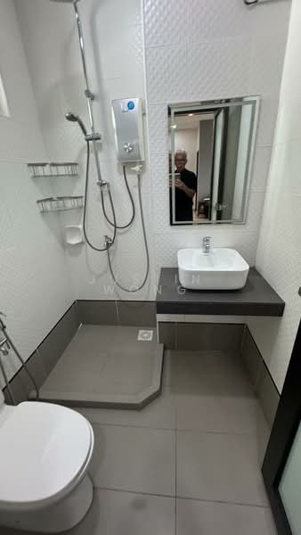 Servis Apartment untuk Dijual di Seasons Amara Larkin - Justin Wong - Bathroom - PropertyGuru.com.my