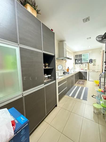 Rumah Berkembar untuk Dijual di Taman Jelok Impian (Kajang) - Azli Ibrahim - Kitchen - PropertyGuru.com.my
