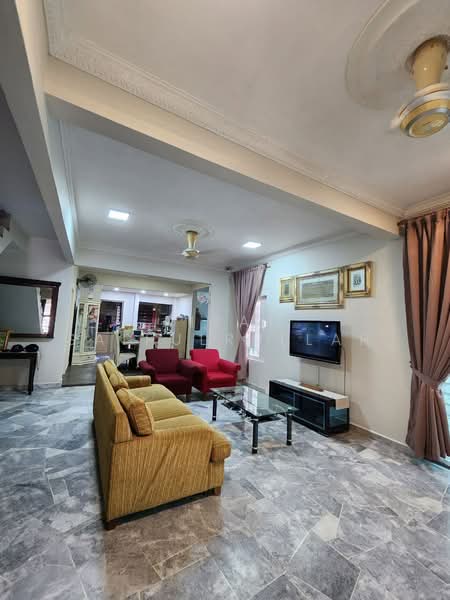 2-storey Terraced House for Sale in Pju 1 (Petaling Jaya) - Aizat Saifulrullah - Living Room - PropertyGuru.com.my