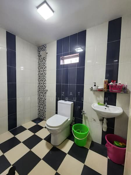 2-storey Terraced House for Sale in Pju 1 (Petaling Jaya) - Aizat Saifulrullah - Bathroom - PropertyGuru.com.my