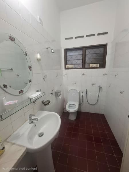 Rumah Berkembar untuk Dijual di SS3 (Petaling Jaya) - Remus Chen - Bathroom - PropertyGuru.com.my