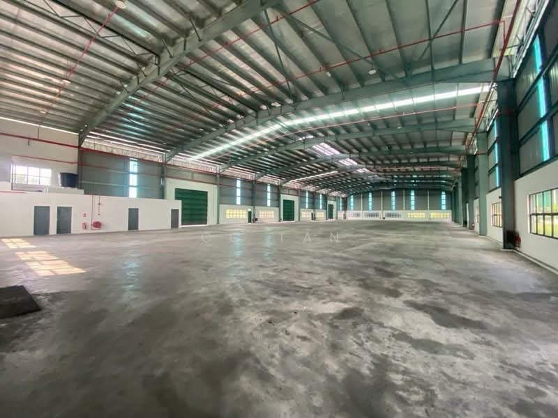 Detached Factory for Rent in Kawasan Perindustrian SILC (Iskandar Puteri (Nusajaya)) - CC Tan - Interior - PropertyGuru.com.my