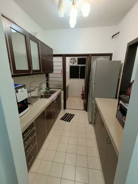 Condominium for Rent at Cengal Condominium - Iris Lee - Kitchen - PropertyGuru.com.my