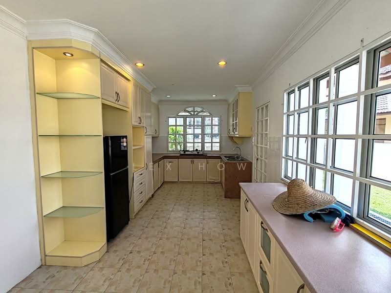 Rumah Banglo untuk Disewa di Taman Rasah Kemayan (Rasah) - Lex How - Kitchen - PropertyGuru.com.my