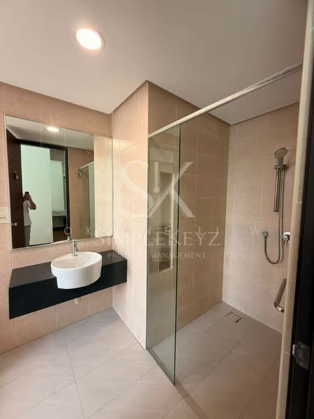 Kondominium untuk Disewa di Nautica Lake Suites - Roxanne Liew - Bathroom - PropertyGuru.com.my