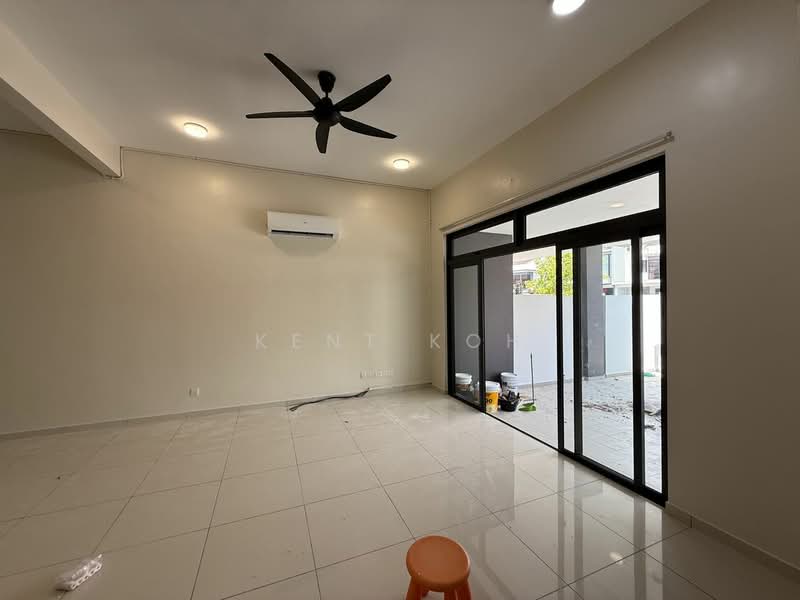 2-storey Terraced House for Rent in Johor Bahru (Johor) - Kent Koh - Living Room - PropertyGuru.com.my