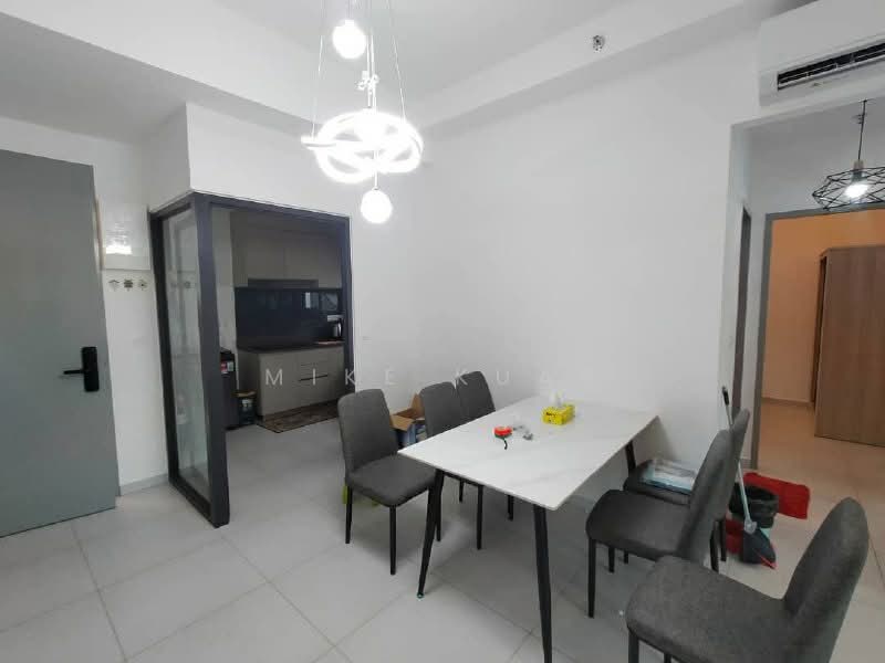 Servis Apartment untuk Disewa di Sinaran @ Utropolis - Mike Kuar - Dining Room - PropertyGuru.com.my