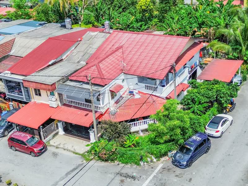 Rumah Teres 2 Tingkat untuk Dijual di Taman Indah Jaya (Petaling Jaya) - Azli Ibrahim - Exterior - PropertyGuru.com.my