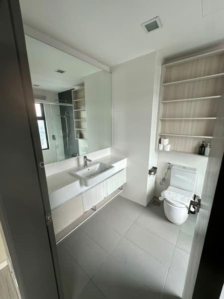 Service Residence for Sale at Suasana Iskandar Malaysia - Celine Yong - Bathroom - PropertyGuru.com.my