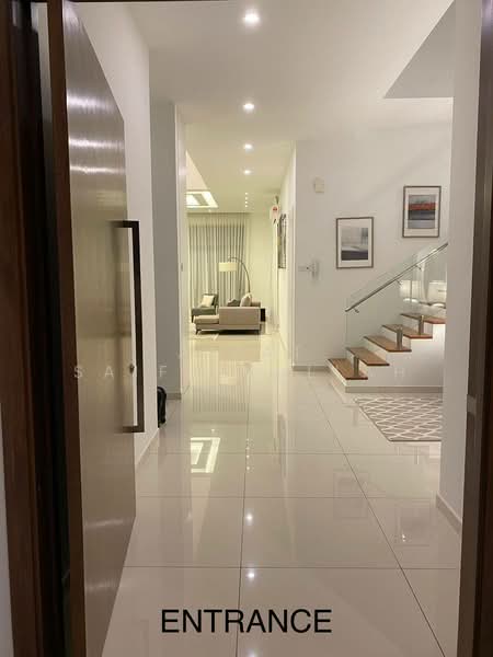 Rumah Berkembar untuk Dijual di Cyberjaya (Selangor) - Aizat Saifulrullah - Entrance - PropertyGuru.com.my