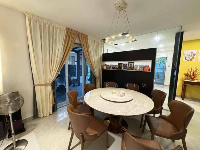Semi-Detached House for Sale in Ampang Jaya (Ampang) - Azli Ibrahim - Dining Room - PropertyGuru.com.my