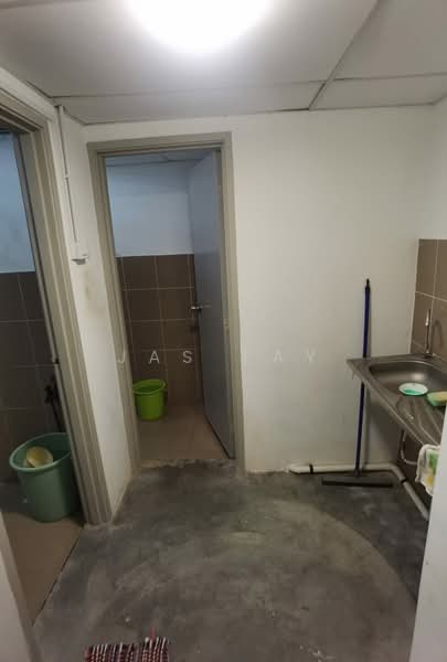 Kedai / Pejabat untuk Disewa di Taman Adda Heights (Tebrau) - Jas Tay - Bathroom - PropertyGuru.com.my