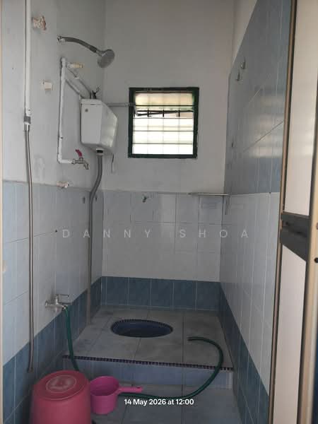 Rumah Teres 1 Tingkat untuk Disewa di Taman Desa (Mantin) - Danny Shoa - Bathroom - PropertyGuru.com.my