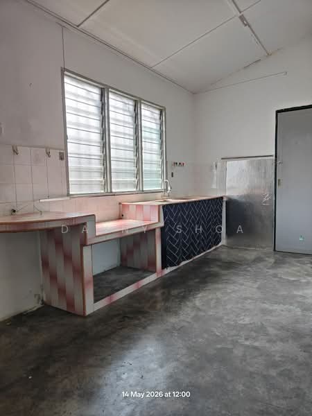 Rumah Teres 1 Tingkat untuk Disewa di Taman Desa (Mantin) - Danny Shoa - Kitchen - PropertyGuru.com.my