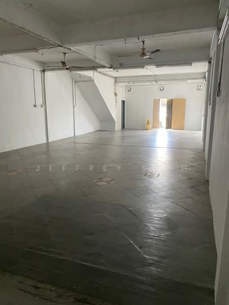 Shop for Rent in Taman Desa Jaya (Kepong) - Jeffrey Siah - Interior - PropertyGuru.com.my